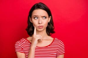 Créer une entreprise en nom propre ou en société ?